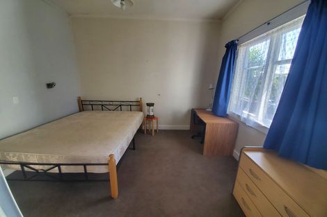 Photo of property in 18 Somerset Avenue, Newtown, Wellington, 6021