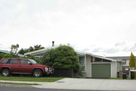 Photo of property in 180 Queen Street, Pukekohe, 2120
