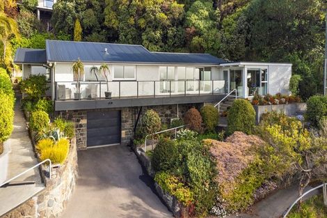 Photo of property in 14 Saint Andrews Hill Road, Mount Pleasant, Christchurch, 8081