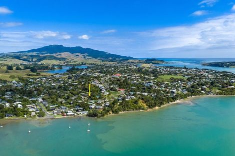 Photo of property in 3 Cambrae Road, Raglan, 3225