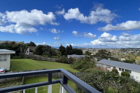 Photo of property in 166 Carlisle Road, Northcross, Auckland, 0632