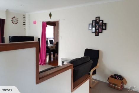 Photo of property in 212 Forrest Hill Road, Forrest Hill, Auckland, 0620