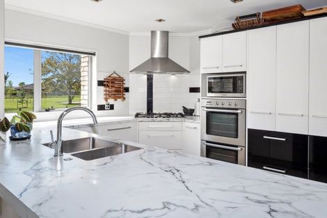 Photo of property in 72 Oriental Parade, Papamoa Beach, Papamoa, 3118