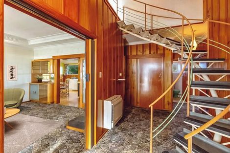 Photo of property in 619 Marine Parade, Napier South, Napier, 4110