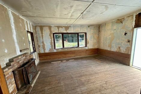 Photo of property in 17 Tongaporutu Road, Ohura, 3926