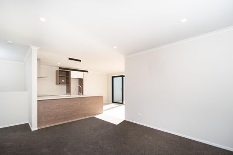 Photo of property in 2/65 College Road, Northcote, Auckland, 0627