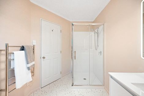 Photo of property in 34 Macmurdo Avenue, Glenview, Hamilton, 3206