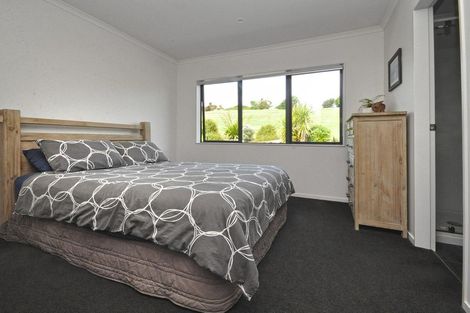 Photo of property in 76 Daniel Parade, Mangawhai, Wellsford, 0975