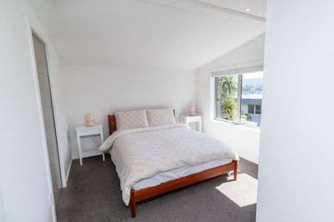 Photo of property in 23a Akaroa Drive, Maupuia, Wellington, 6022