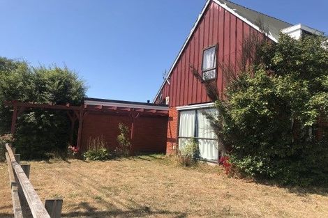 Photo of property in 122 Grahams Road, Burnside, Christchurch, 8053