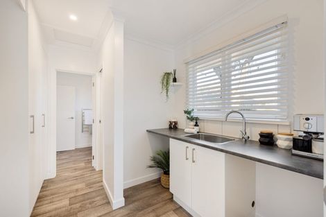 Photo of property in 38 Radbrook Street, Avonhead, Christchurch, 8042