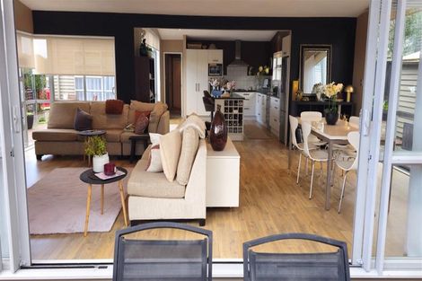 Photo of property in 6 Mangatawhiri Road, Omaha, Warkworth, 0986