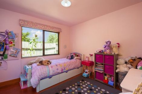 Photo of property in 6 Astelia Way, Waipahihi, Taupo, 3330