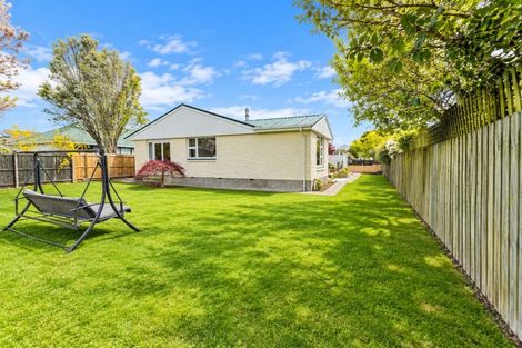 Photo of property in 35 Springbank Street, Bryndwr, Christchurch, 8053