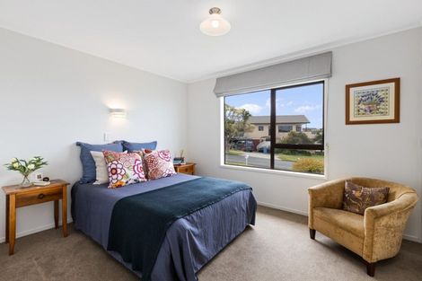 Photo of property in 8 Ariki Drive, Snells Beach, 0920