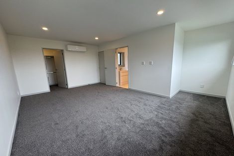Photo of property in 1/218 Rosebank Road, Avondale, Auckland, 1026