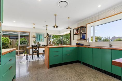 Photo of property in 10 Addison Place, Halswell, Christchurch, 8025