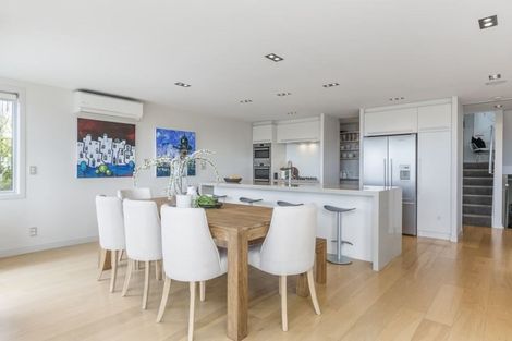 Photo of property in 44 Castor Bay Road, Castor Bay, Auckland, 0620