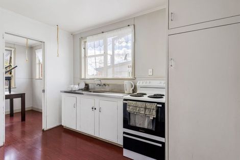 Photo of property in 69 Arimu Road, Papakura, 2110