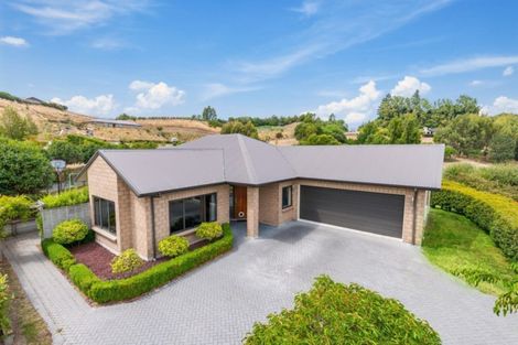 Photo of property in 59 Dalmore Way, Acacia Bay, Taupo, 3385