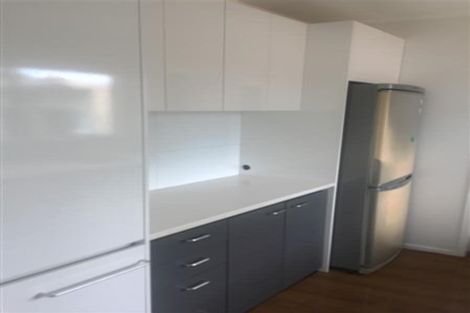 Photo of property in 2/26 Navigator Place, Papatoetoe, Auckland, 2025