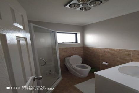 Photo of property in 12 Tavua Lane, Ranui, Auckland, 0612