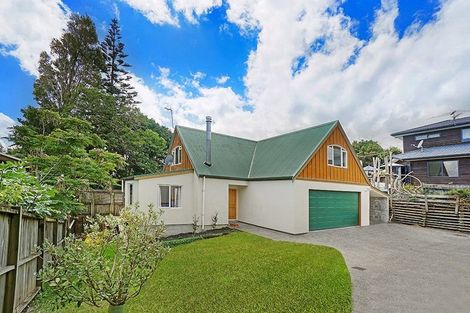 Photo of property in 33a Baird Street, Howick, Auckland, 2014