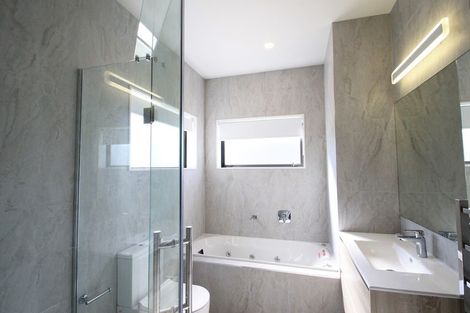 Photo of property in 14 Vazey Way, Hobsonville, Auckland, 0618