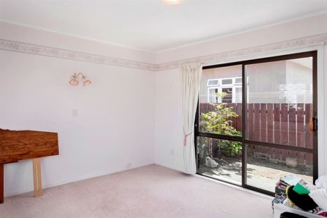 Photo of property in 2/15 Victoria Avenue, Whakatane, 3120