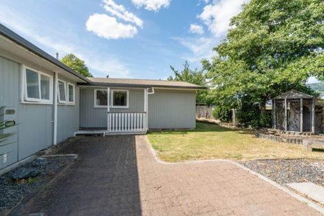 Photo of property in 28 Invergarry Road, Hilltop, Taupo, 3330