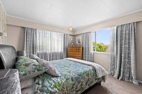 Photo of property in 2/1a Forward Street, Greenmeadows, Napier, 4112