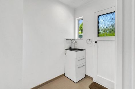 Photo of property in 14a Tokomaru Street, Welbourn, New Plymouth, 4312