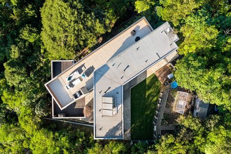 Photo of property in 6a Francis Bell Grove, Lowry Bay, Lower Hutt, 5013