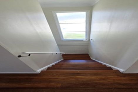 Photo of property in 12 Ruawai Road, Mount Wellington, Auckland, 1060