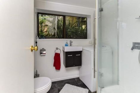 Photo of property in 22 Arran Road, Browns Bay, Auckland, 0630