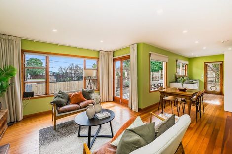 Photo of property in 1a Whareroa Road, Raumati South, Paraparaumu, 5032