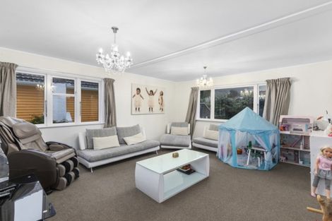 Photo of property in 15 Stanley Street, Wainuiomata, Lower Hutt, 5014