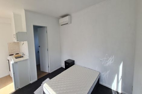 Photo of property in 213 Jervois Road, Herne Bay, Auckland, 1011