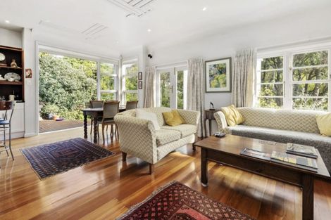 Photo of property in 11 Kinross Street, Kelburn, Wellington, 6012