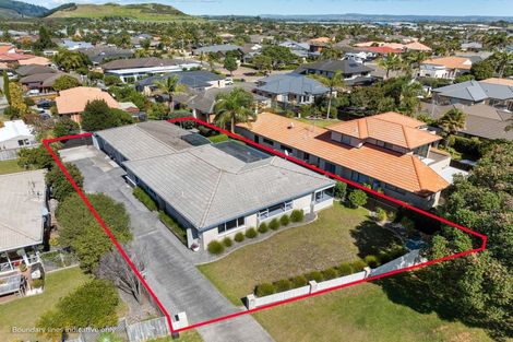 Photo of property in 21 Pacific View Road, Papamoa Beach, Papamoa, 3118