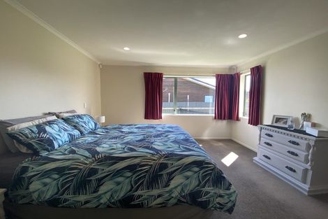 Photo of property in 10a Bracken Street, Wallaceville, Upper Hutt, 5018