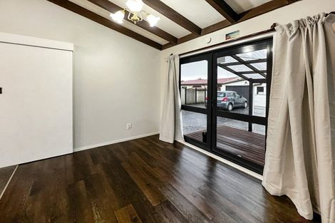 Photo of property in 86 Benmore Avenue, Cloverlea, Palmerston North, 4412