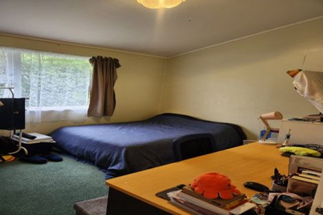 Photo of property in 3 Woodhouse Avenue, Karori, Wellington, 6012