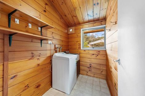 Photo of property in 204 Shaw Road, Oratia, Auckland, 0604