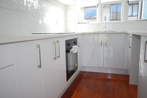 Photo of property in 13a Rogan Street, Mount Roskill, Auckland, 1041