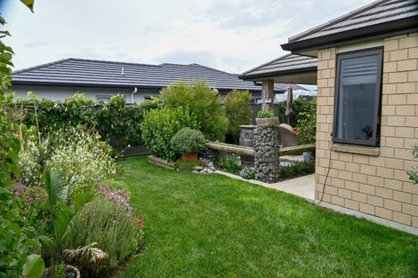 Photo of property in 3 Hurunui Drive, Te Awa, Napier, 4110