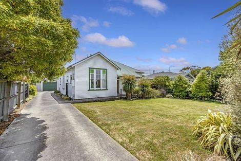 Photo of property in 128 Middlepark Road, Sockburn, Christchurch, 8042