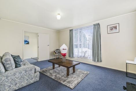 Photo of property in 1b Nandana Drive, Glen Eden, Auckland, 0602