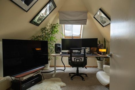 Photo of property in 84 Volga Street, Island Bay, Wellington, 6023