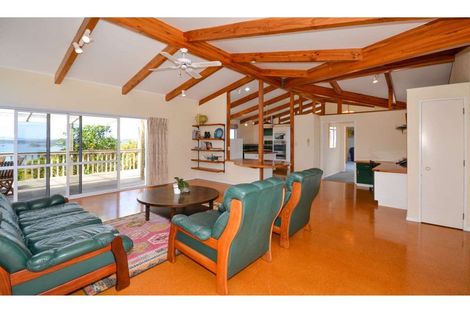 Photo of property in 61 Doves Bay Road, Kerikeri, 0294